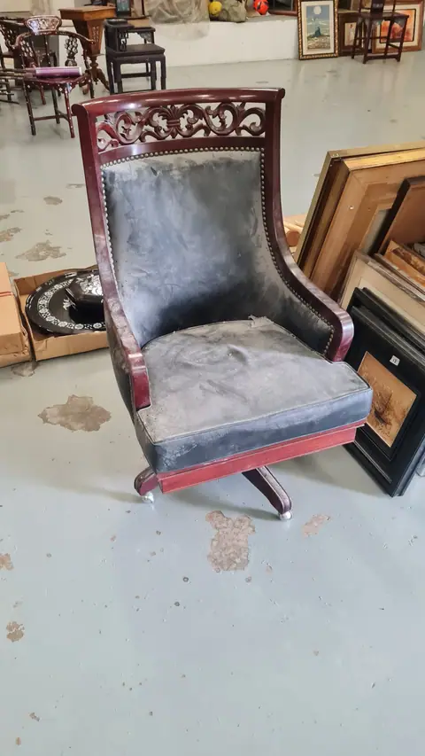 Fauteuil anglais à roulette